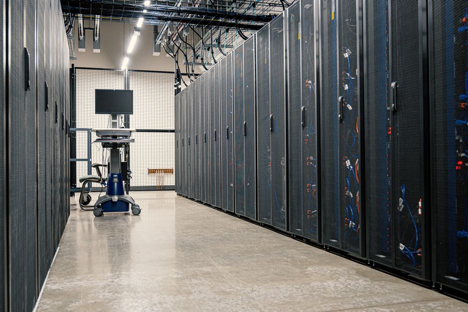 Should I Retrofit AI Racks With Rear-Door Heat Exchangers or Direct-to-Chip Cooling?